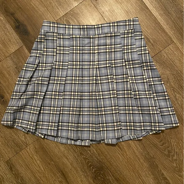 Hollister Blue Plaid Ultra High Rise Pleated Mini Skirt Size M - Image 2