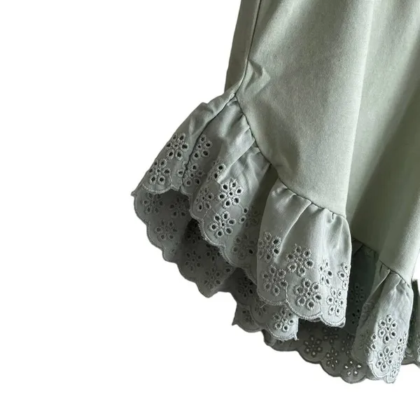 Vero Moda Women Shorts S Sage‎ Eyelet Ruffle Hem Fairycore Festival Coquette - Image 3