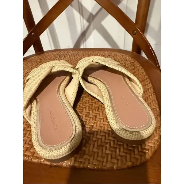Nordstrom’s rattan cross front sandals size 6.5 - Image 4