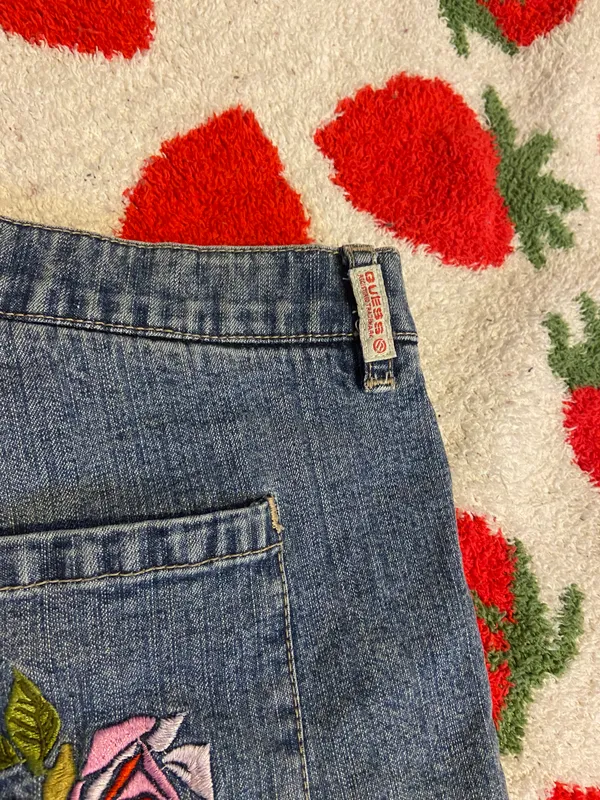Guess Shorts - Image 5