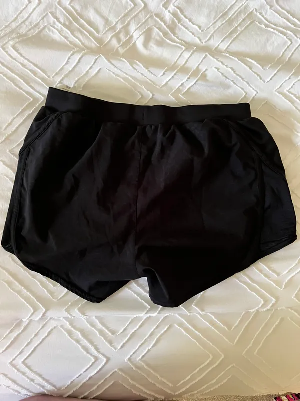 Under Armour Shorts - Image 2