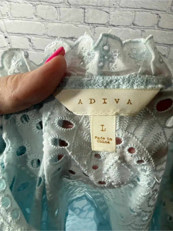 Adiva Blue Eyelet lace ruffle sleeve blouse size large - Image 9