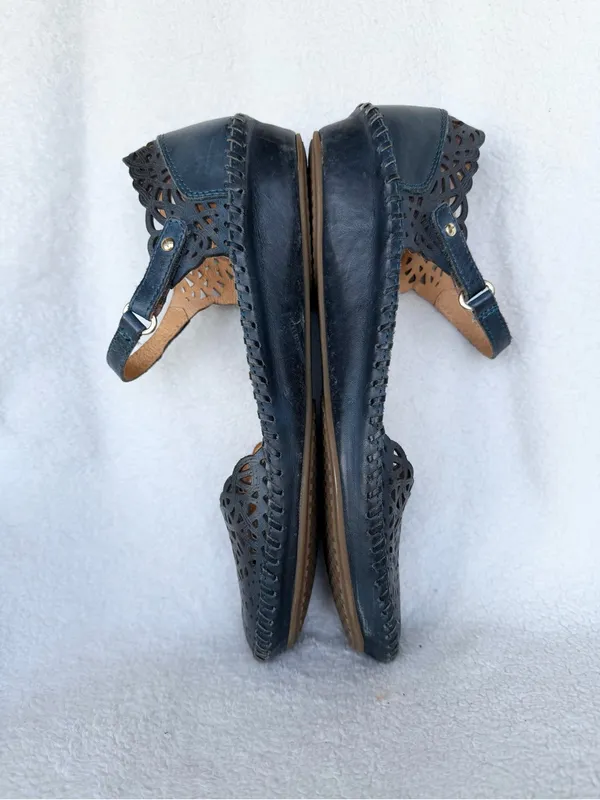 Pikolinos Puerto Vallarta Perforated Leather Mary Jane Flats Navy EU 40 / US 9.5 - Image 6
