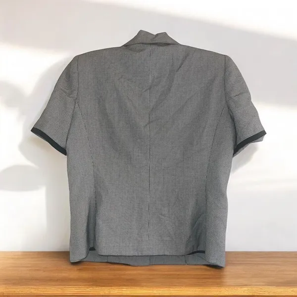 ✨Collections for Le Suit Short Sleeve Grey Button Down Sz 12 Blazer✨ - Image 2