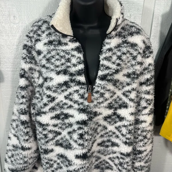 Lucky Find Black and White Sherpa Pullover Size Large EUC - Image 3