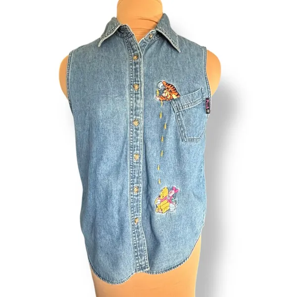 Vintage‎ Disney Pooh Chambray Denim Shirt Tigger Piglet Embroidery Button Front - Image 2
