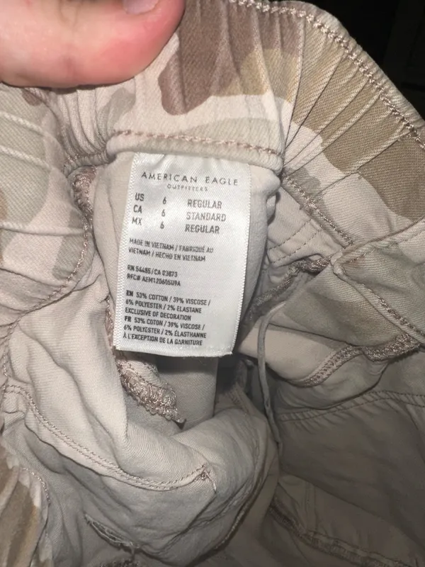 American Eagle Camo Joggers - Image 5