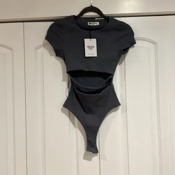 Princess Polly‎ NWT NICOLA BODYSUIT SLATE size 4 - Image 4