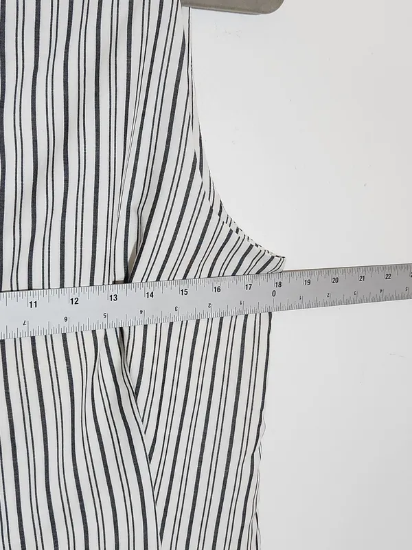 VICI Black and White Stripe Button Down Sleeveless Vest Style Top Sz Large NWOT - Image 6