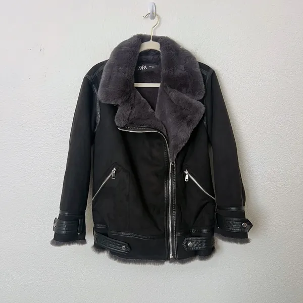 [Zara] Black Faux Fur Suede Double-Faced Oversized Moto Jacket Blogger Fave XS - Image 2