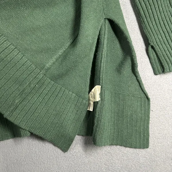 Free People Orion Tunic Sweater Womens Small Green V Neck Ribbed Hem OB1721246 - Image 2