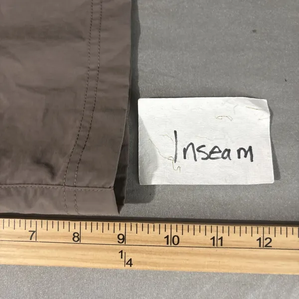 Mountain Hardwear Shorts Womens Size 12 Taupe Hiking Gorpcore Outdoors Belt - Image 11