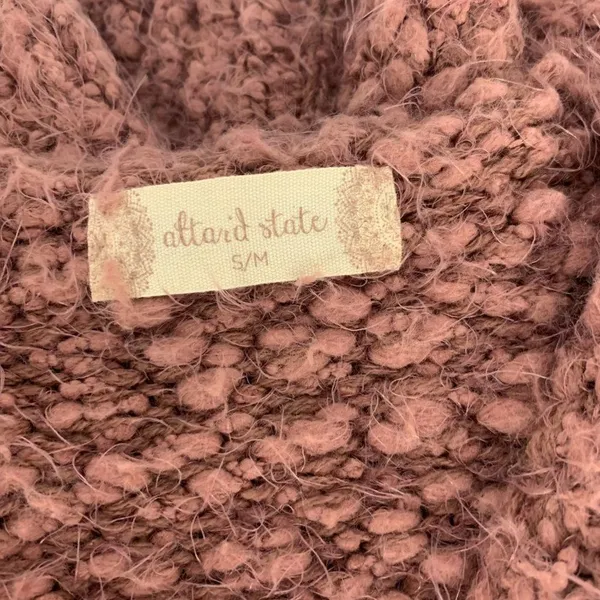 Altar'd State Women's Eyelash V-Neck Pullover Sweater Size S/M - Image 5