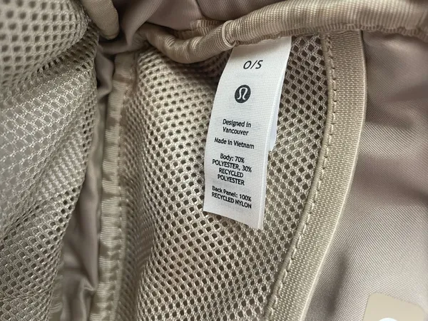 Lululemon Everywhere Belt Bag Fleece - Image 7