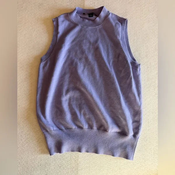 Ann Taylor Mock Neck Sleeveless Sweater Vest Lavender Size Small Minimalist Knit Top - Image 2