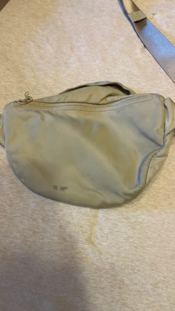 Tan Lululemon fanny pack  - Image 4