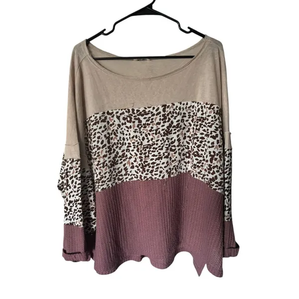 Umgee Women's Tan & Pink Loose Fitting Top - Image 2