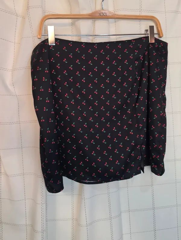Lola Grace Skort Red Size XL - Image 2