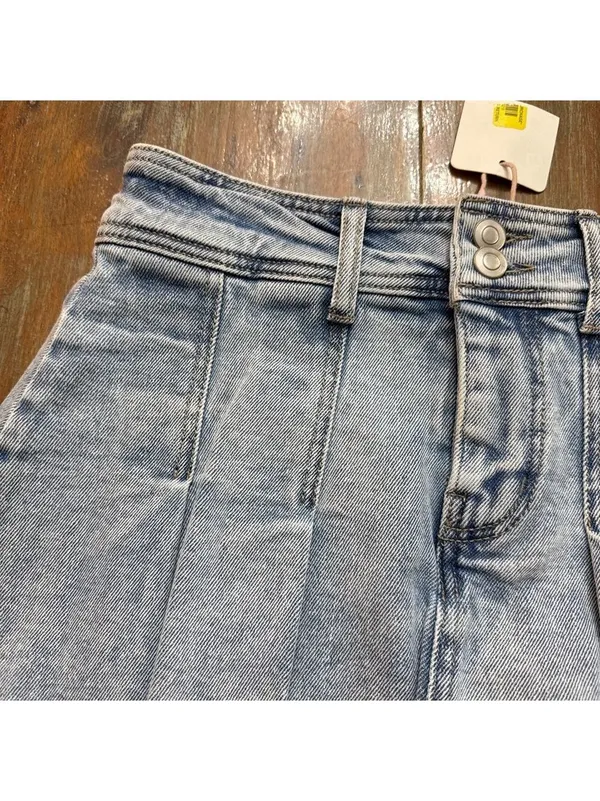 GB Light Blue Denim Mini Skort Pleated Size Small NWT - Image 2