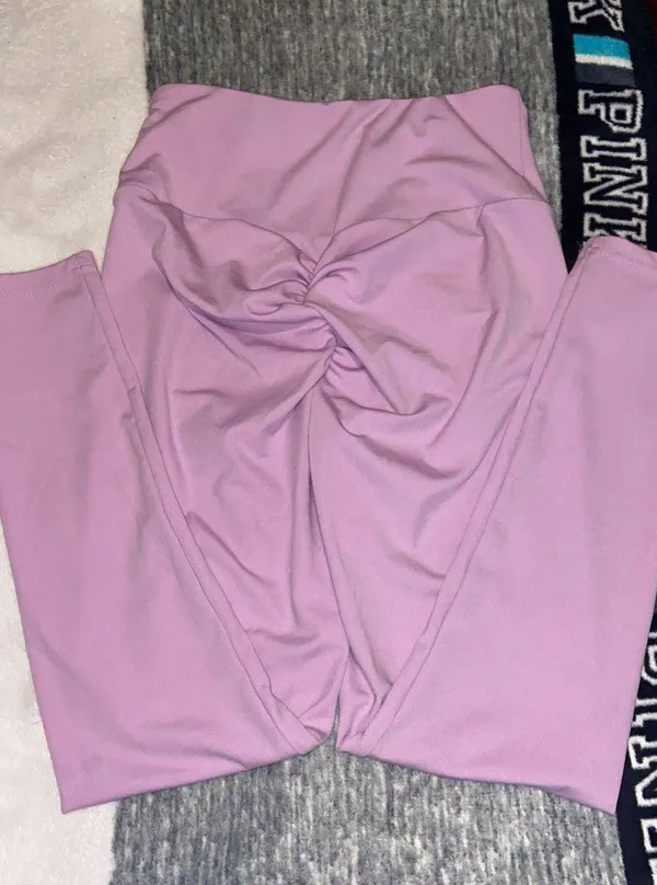 Amazon NWOT Purple Scrunch Butt Leggings - Image 9