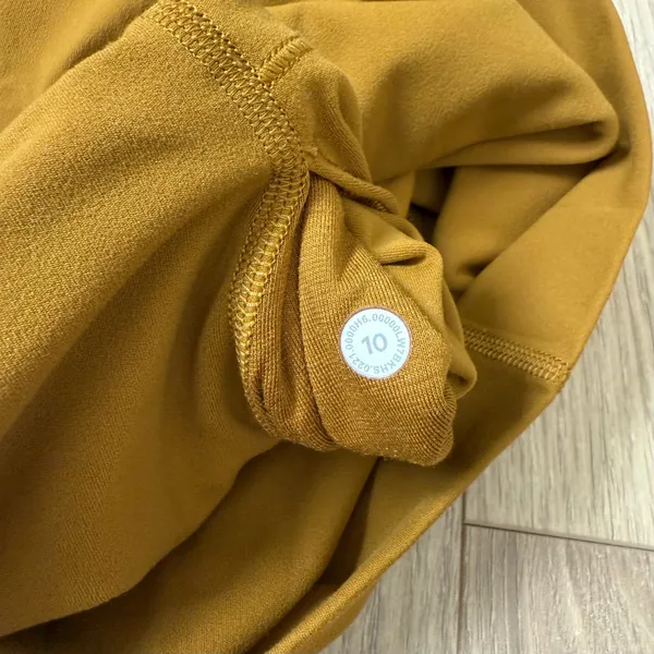 Lululemon Align Shorts - Image 3