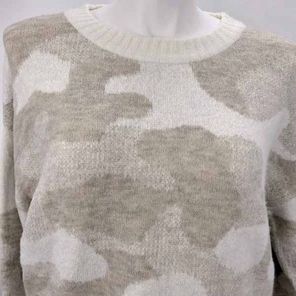 Express Acrylic blend long sleeve camo print sweater - Image 2