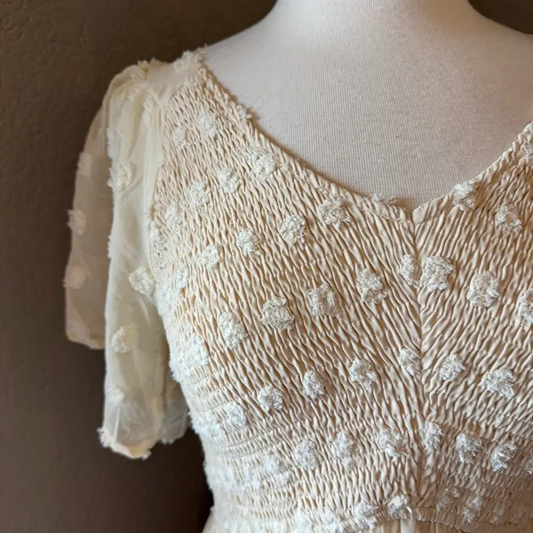 Tecrew Cream Crochet Smocked Puff Sleeve Mini Dress Large NWT - Image 3