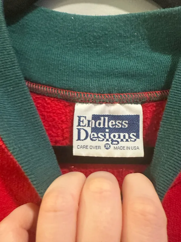 Endless Designs Vintage Holiday Christmas Trees Sweatshirt - Image 4