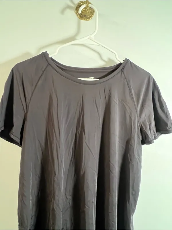 Avia Women’s Size Medium 8-10 Athletic T-Shirt Crewneck Black Short Sleeve Mesh - Image 2