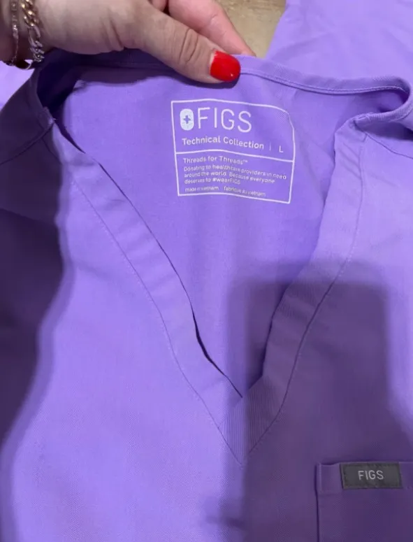 Figs purple scrub set size large - Image 2