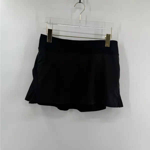 Lululemon Play Off The Pleats Skirt *13" Black size 6 - Image 4