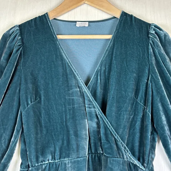 Aritzia Wilfred Lyric Women's Dress Sz 0 Green Velvet Silk Blend Mini Faux‎ Wrap - Image 2