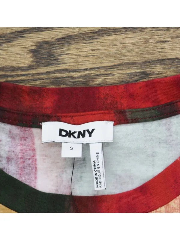 NWT DKNY Print Logo Embossed T-Shirt P5EHXWNA June Brush Stroke Red Multi S - Image 8
