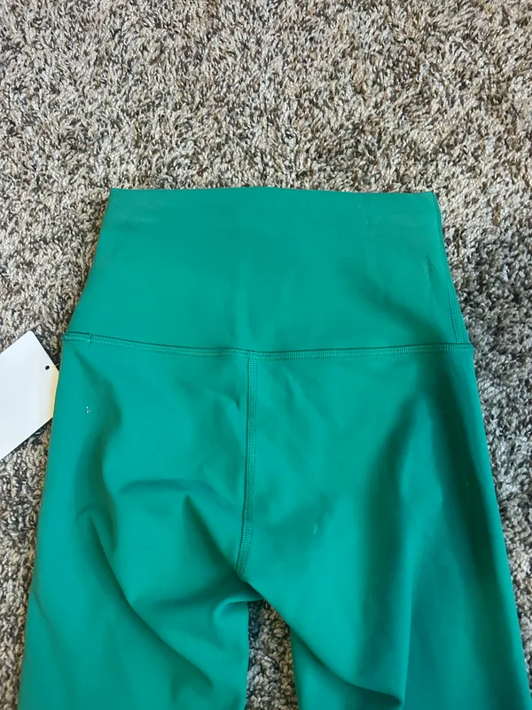 Wunder Under 25” Leggings - Image 8