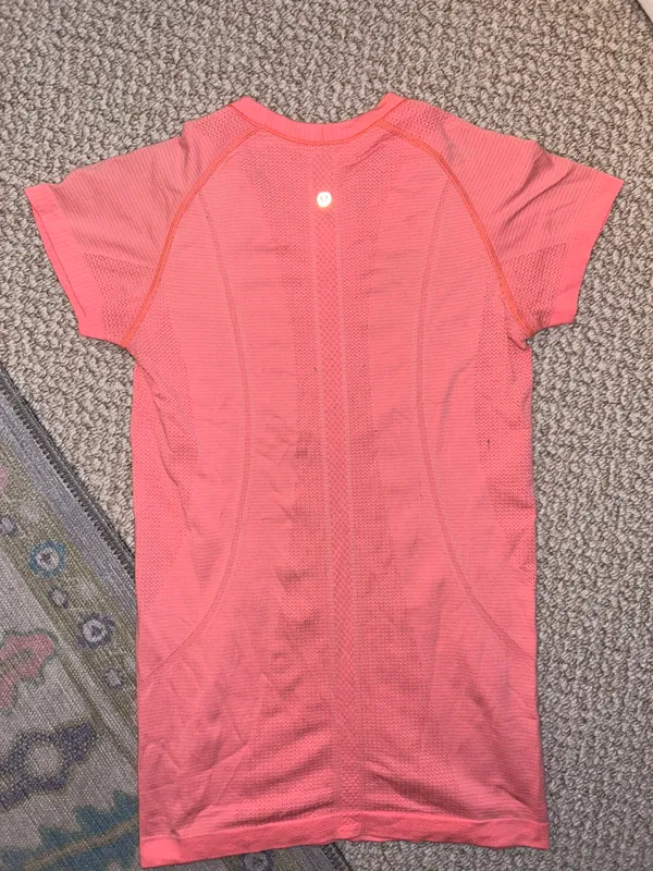 Lululemon Swiftly Tech Short Sleeve - Image 2