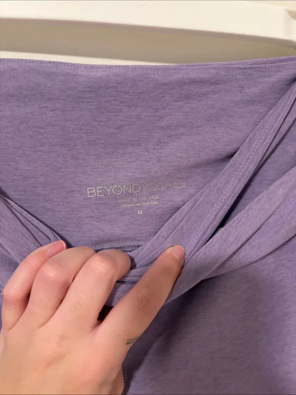 Beyond Yoga Super Soft Crossover Light Purple Leggings - Image 2