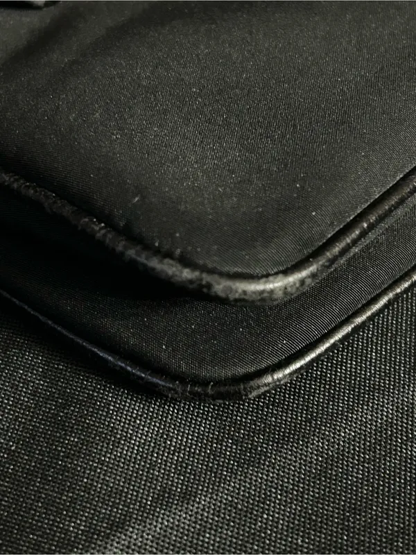 Tommy Hilfiger Women’s Black Leather Shoulder Bag Handbag Purse - Image 12