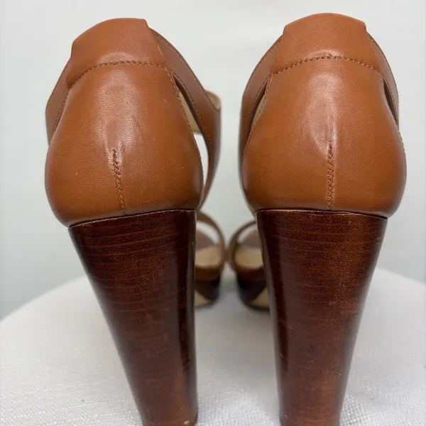 Michael Kors Brown Leather Front Zip Block Heel women’s Size 8(B94)”✨ - Image 6