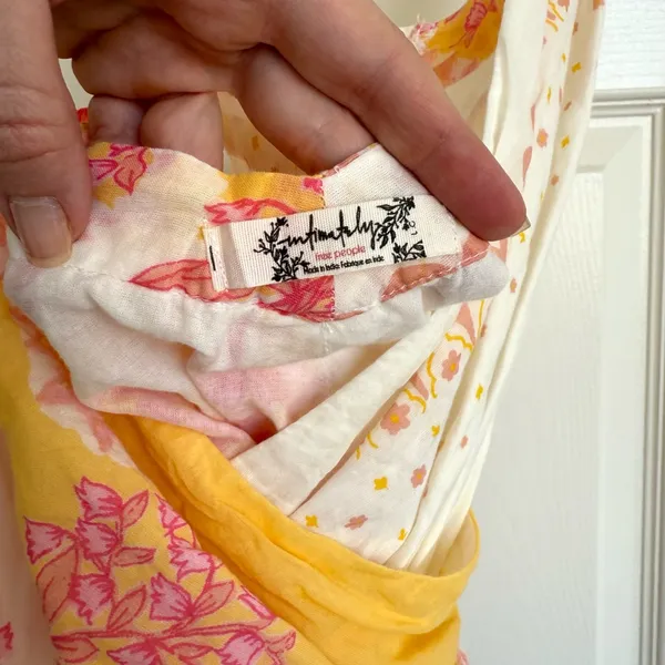 Free People Sweet Thing Bodysuit Pink and Yellow Floral Sleeveless Size L - Image 6