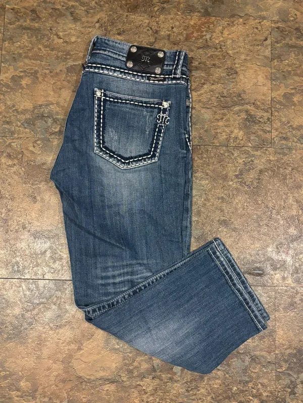 Miss Me Boyfriend Jeans - Image 4