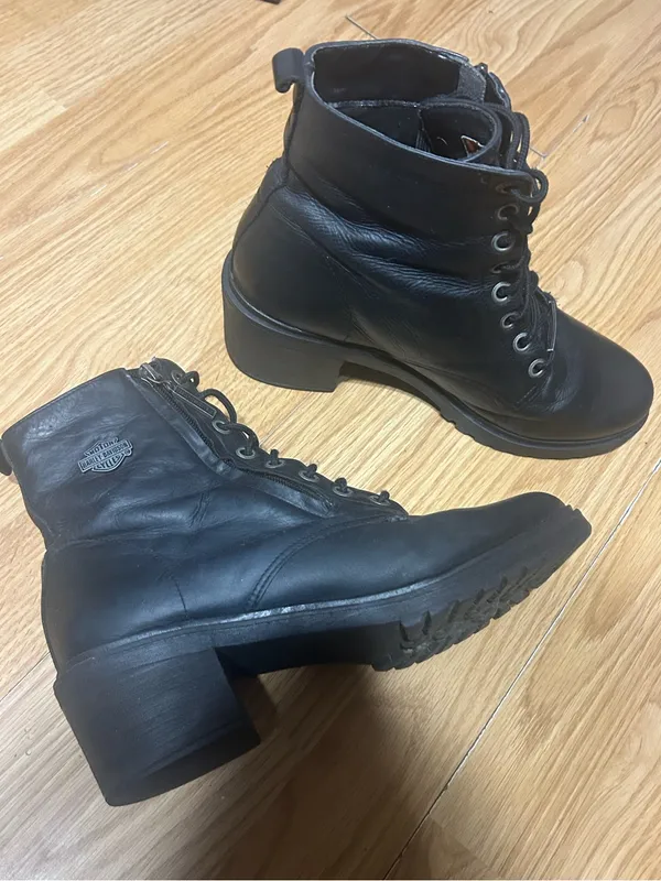 Women 9.5 Harley-Davidson Annetta black Leather mid heel combat style Boots - Image 2