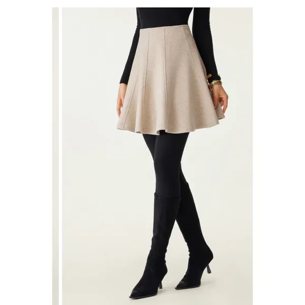 Brand New OGL Women's Size Medium Black Mini Skirt Pleated Accordion - Image 2