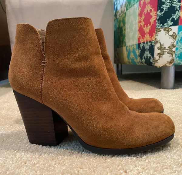Cognac/Brown Heeled Booties - Image 3