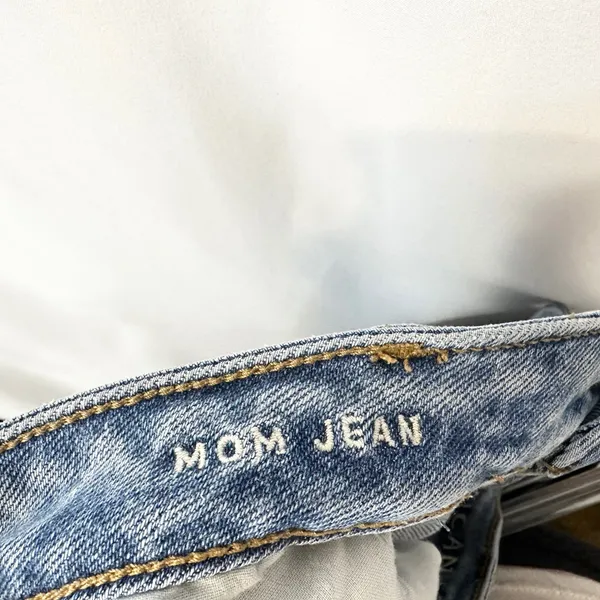 American Eagle Plus Size 18‎ Mom Jeans Light Wash Stretch High Rise Relaxed 834 - Image 4