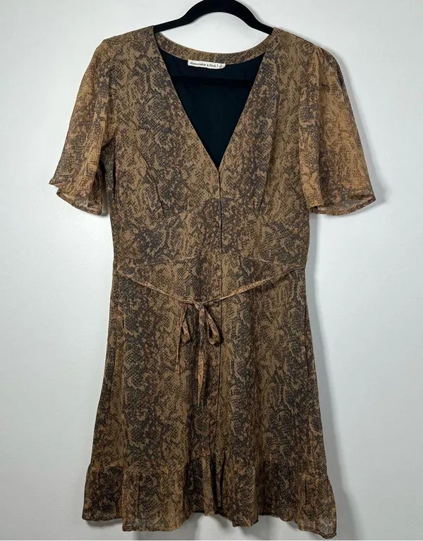 Abercrombie & Fitch Women’s Snake Skin Print Button-Up Mini Dress Size S - Image 2