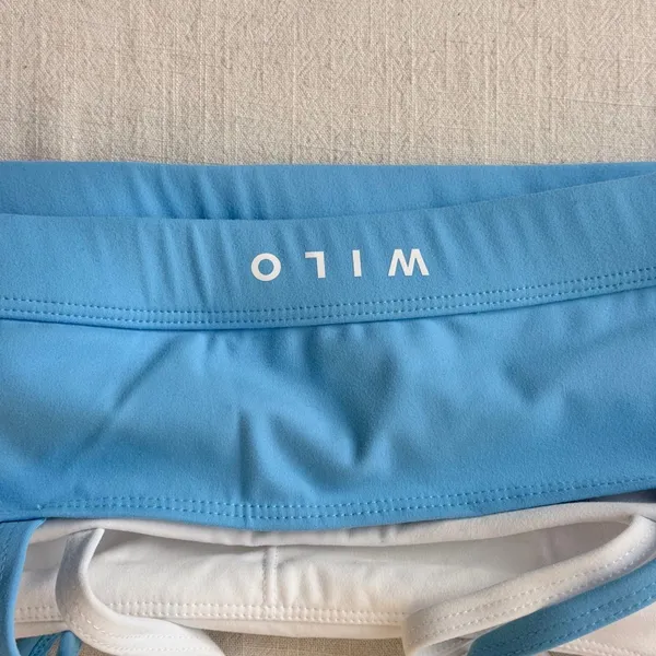 Wilo The Label Layered Activewear Sports Bra Crop Top Women Large Blue White - Image 10