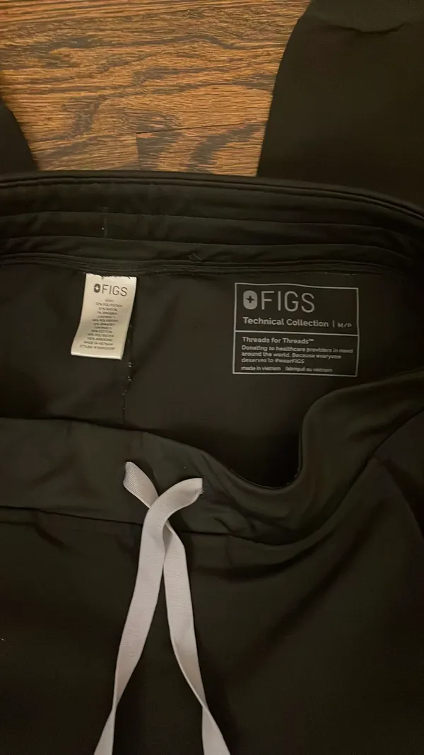 FIGS Zamora Jogger Scrub Pants - Image 3