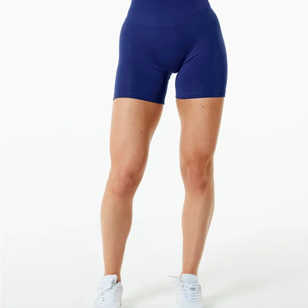 Alphalete Amplify Shorts 4.5” - Image 2