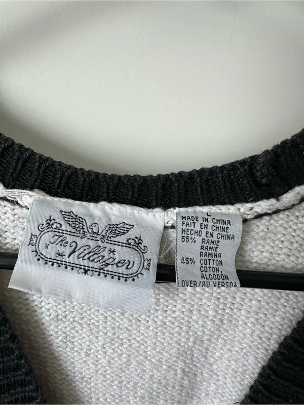 Vintage The Villager Christmas Knitted Sweater Vest Size L - Image 6