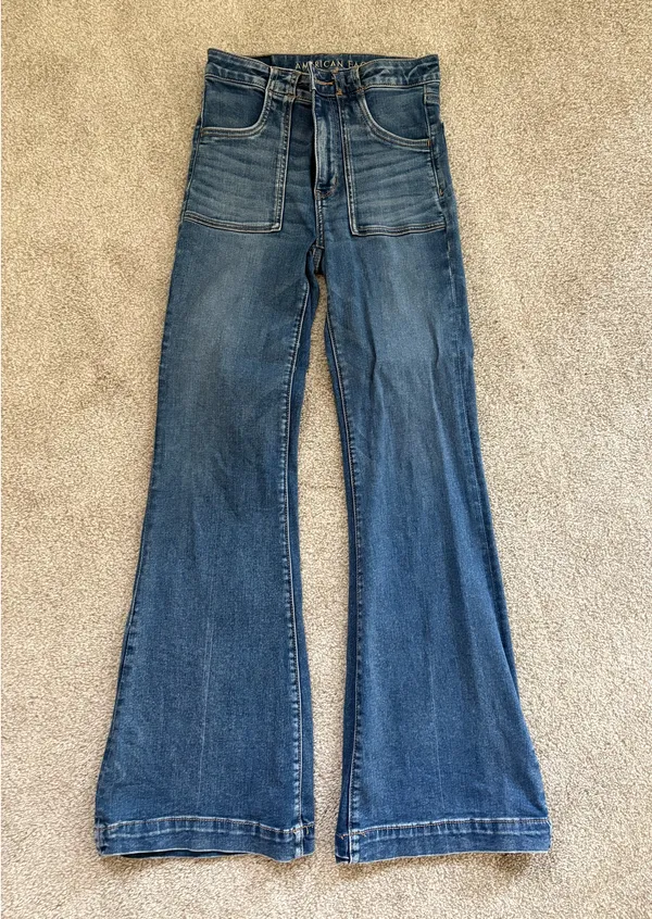 American Eagle Jeans - Image 2